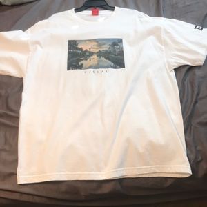 Visual tee